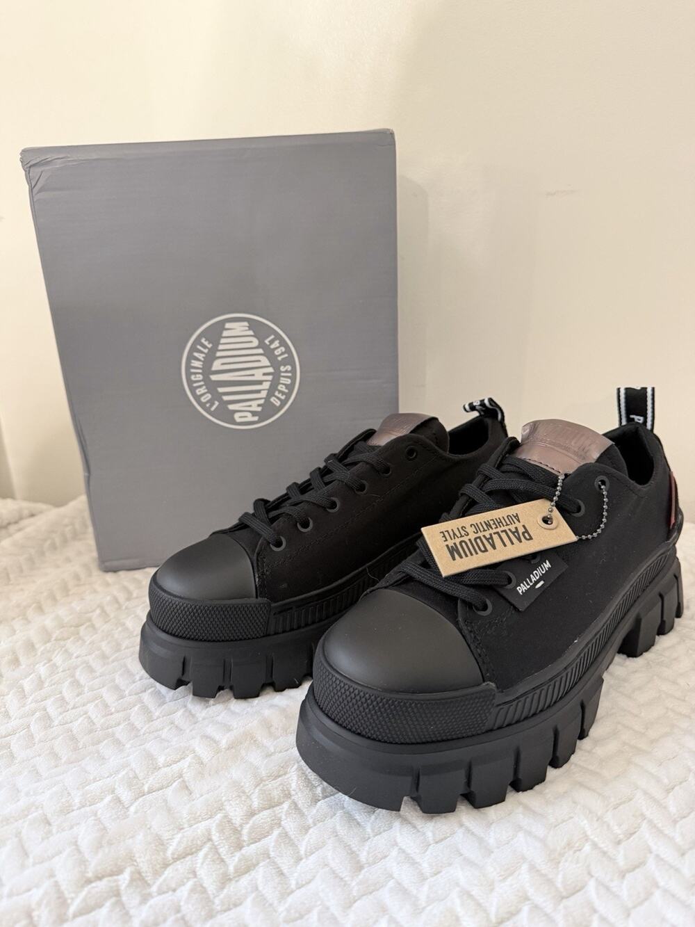 Palladium Revolt Lo Tx Women's Boots Platform 97243-010-M US 8.5